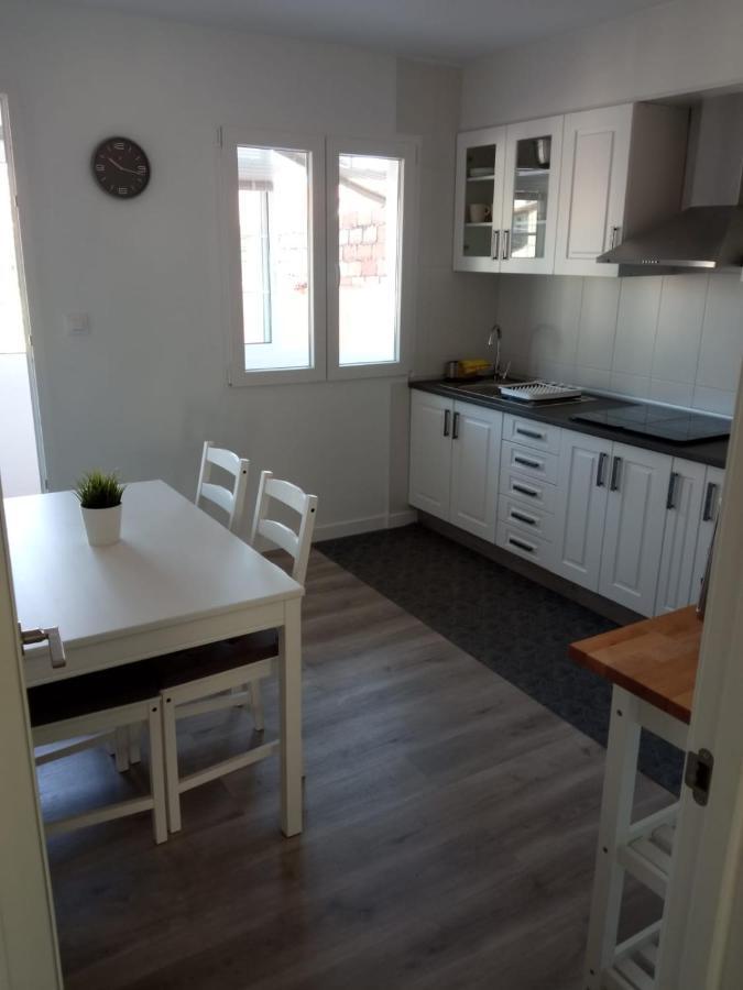 Apartamentos La Capilla 비야누에바 데 아로사 외부 사진
