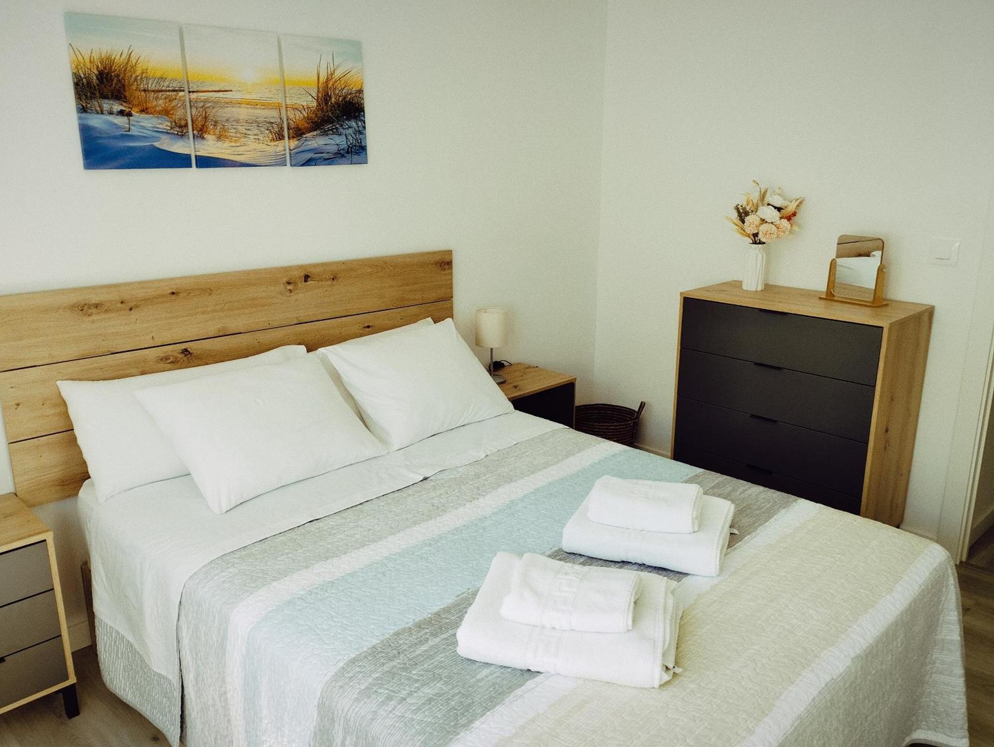 Apartamentos La Capilla 비야누에바 데 아로사 객실 사진